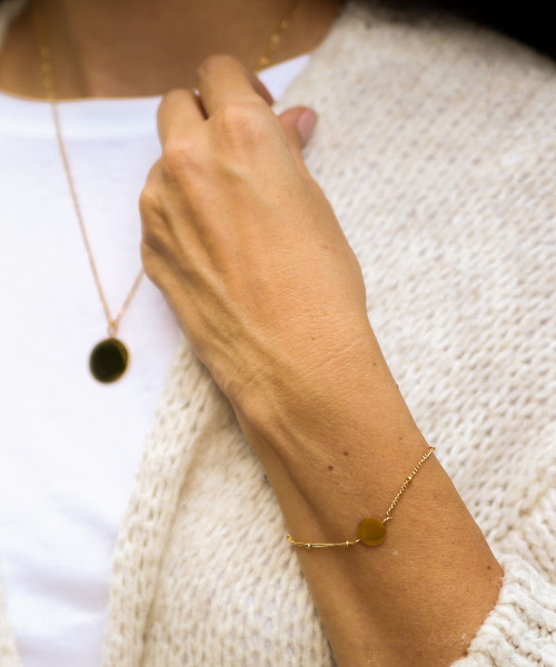 Minimalist Disc Bracelet